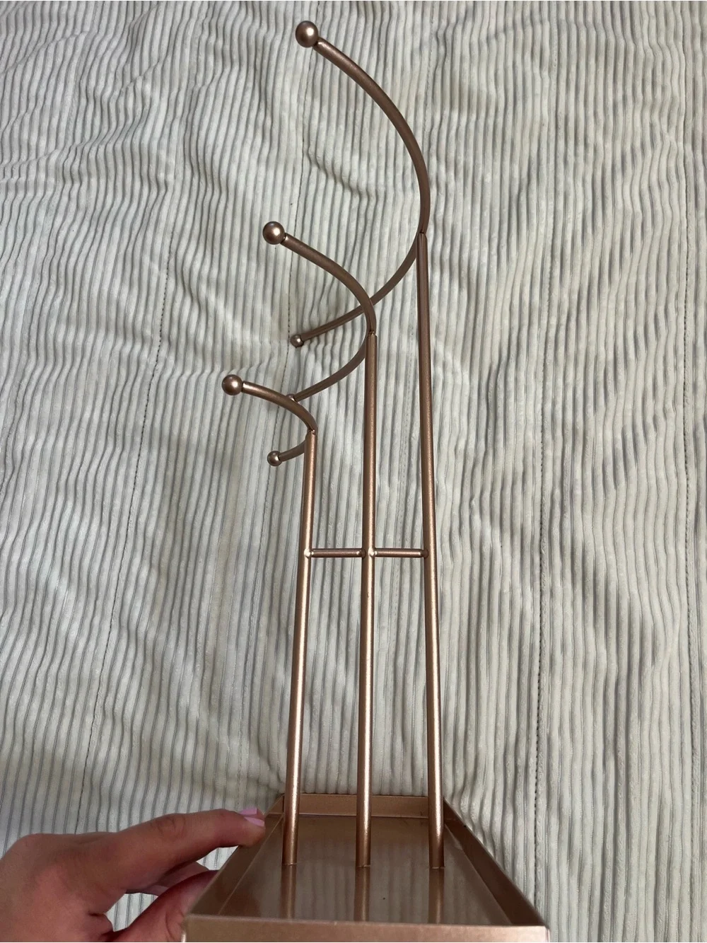 Metal Jewelry Tree Stand in Rose Gold